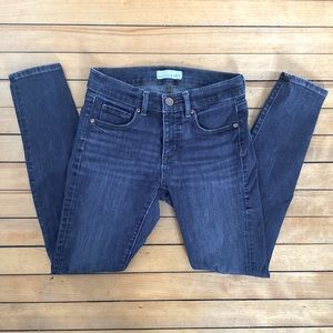 Ann Taylor LOFT petite Modern Skinny jeans 24P/00P